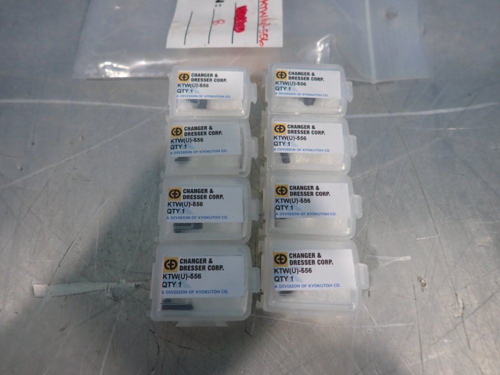 Changer & Dresser Corp Lot Of 8 Cutter Holders - Ktw(u)556