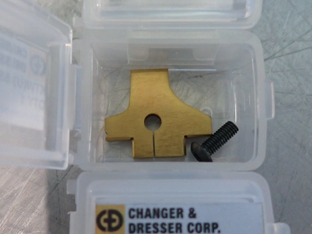 Changer & Dresser Corp Lot Of 8 Cutter Holders - Ktw(u)556