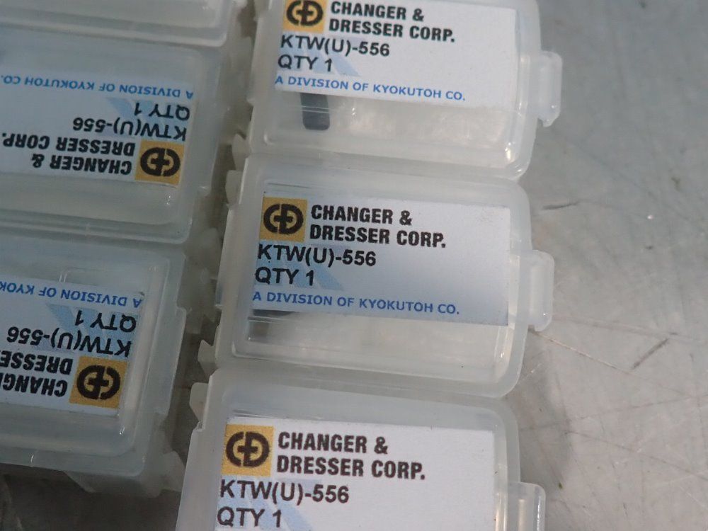 Changer & Dresser Corp Lot Of 8 Cutter Holders - Ktw(u)556