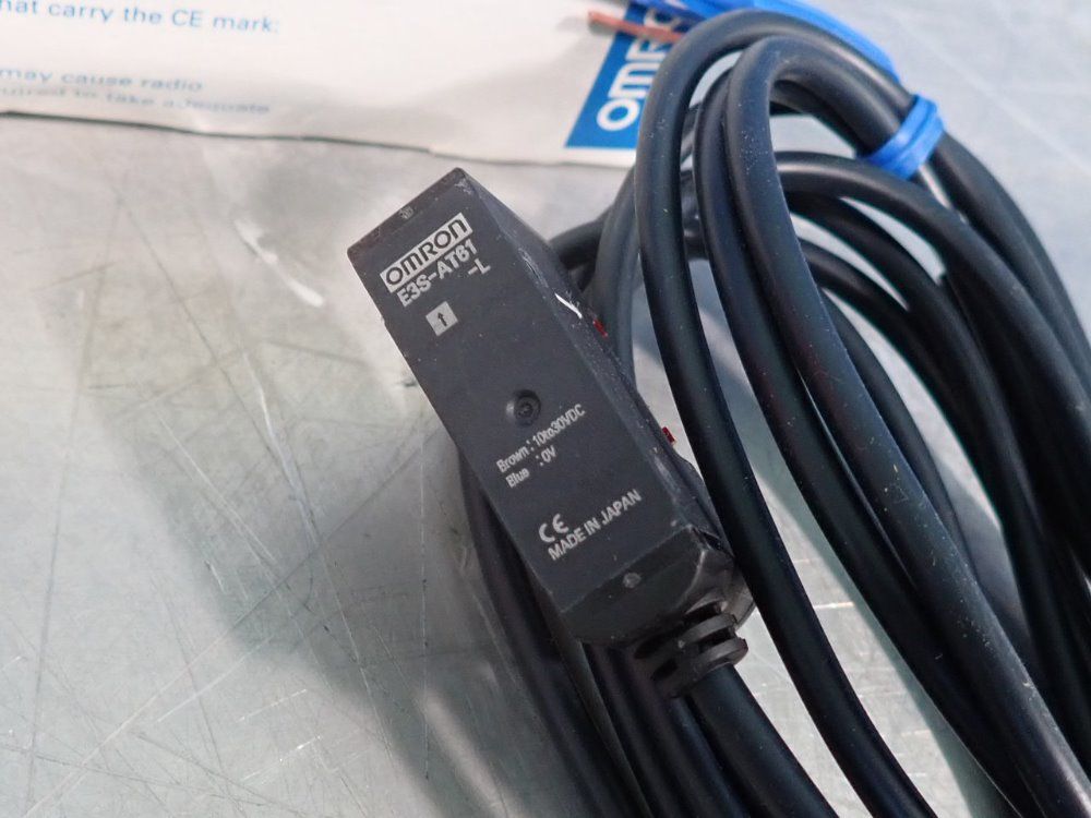 Omron Photoelectric Switch - E3s-at61-l