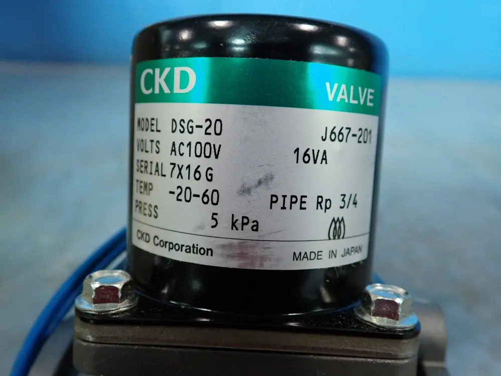 Ckd Corp 16w Gas Shut Off Valve - Dsg-20-3m-ac100v