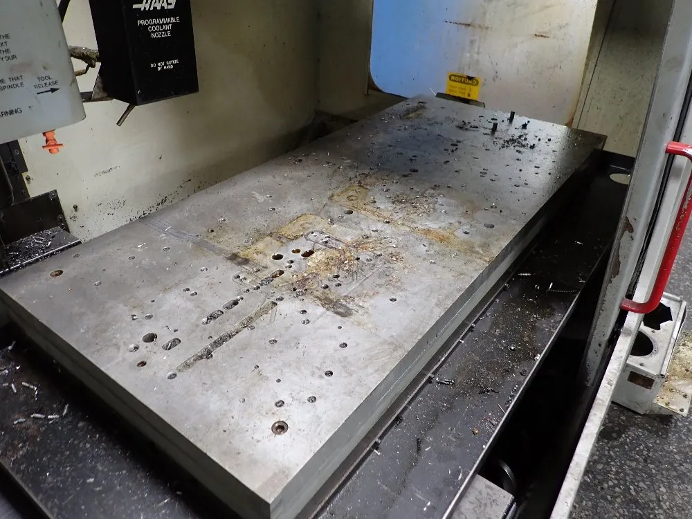 Haas 23" X 52" Cnc Vmc - Vf5