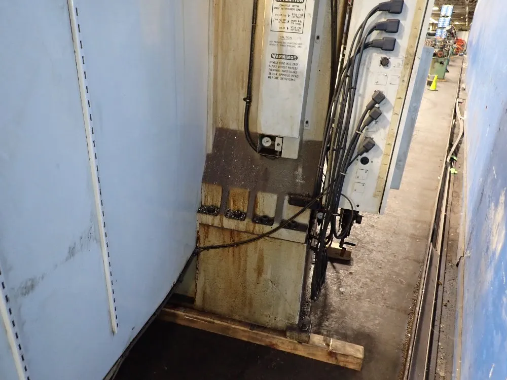 Haas 23" X 52" Cnc Vmc - Vf5