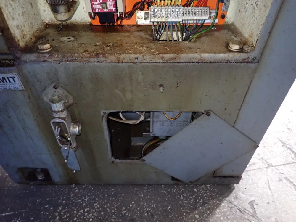 Summit 19"/21" X 87" Gap Bed Lathe - 17-3x80