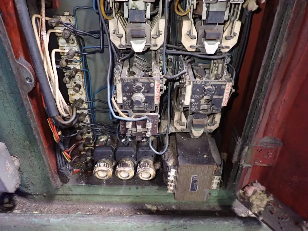 Rosenford 12" X 51" Vertical Mill - Rfv