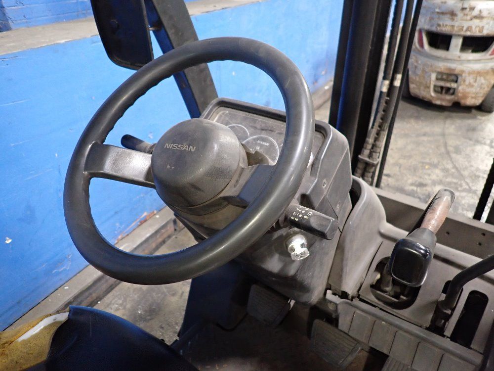 Nissan 3900 Lbs Propane Forklift - Mpl01a20lv