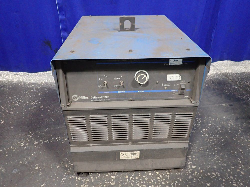Miller 300 Amp Welder - Deltaweld 302