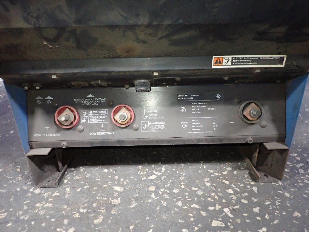 Miller 300 Amp Welder - Deltaweld 302