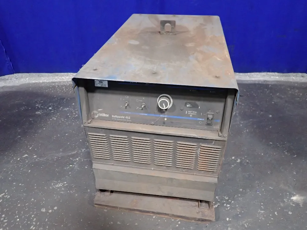 Miller 450 Amp Welder - Deltaweld 452