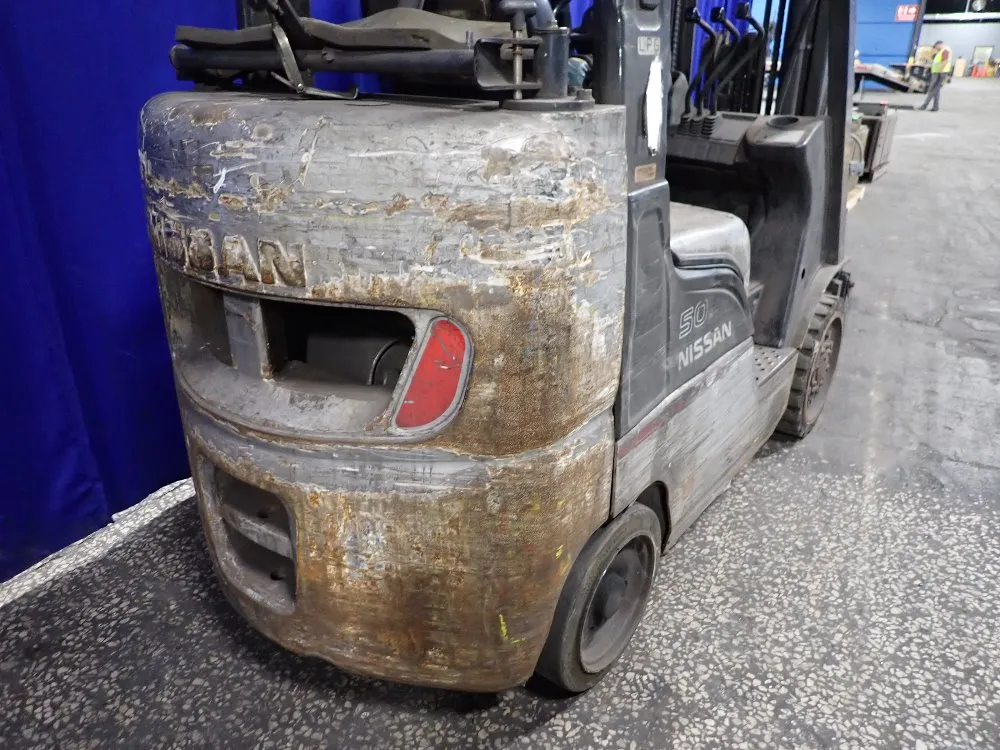 Nissan 4400 Lbs Propane Forklift - Mcp1f2a25lv