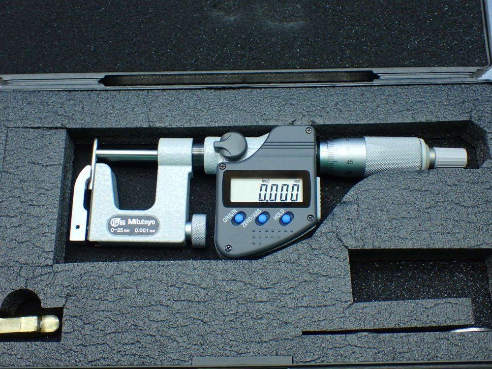 Mitutoyo Uni-mike Digimatic Micrometer W/interchangable Anvils - 317-251-30