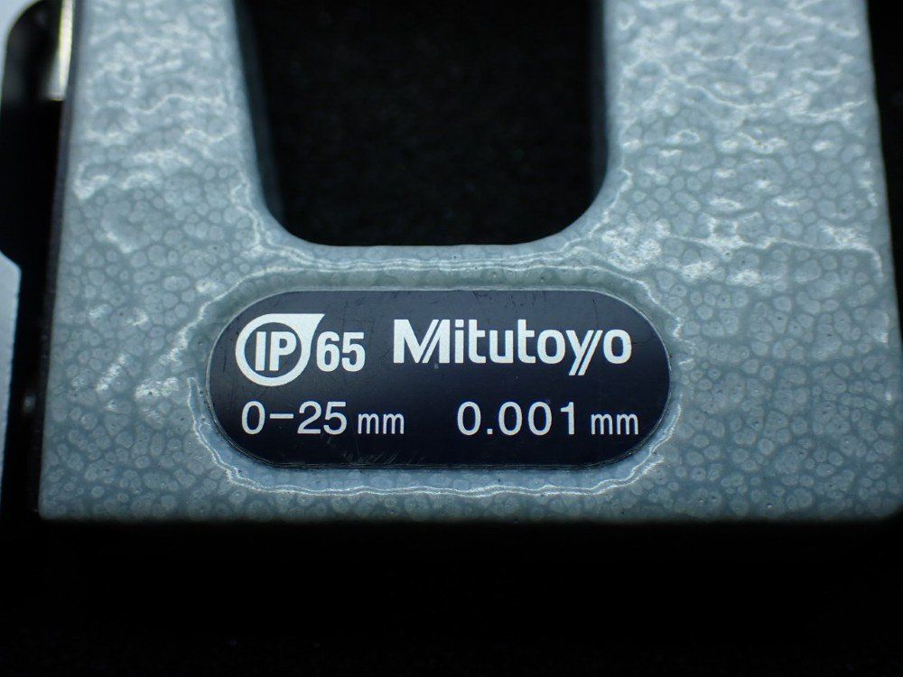 Mitutoyo Uni-mike Digimatic Micrometer W/ Iterchangable Anvils - 317-251-30