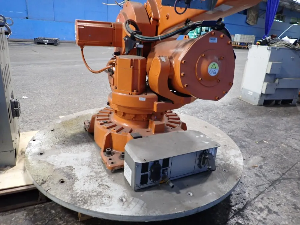 Abb Robot - Irb6640 M2004