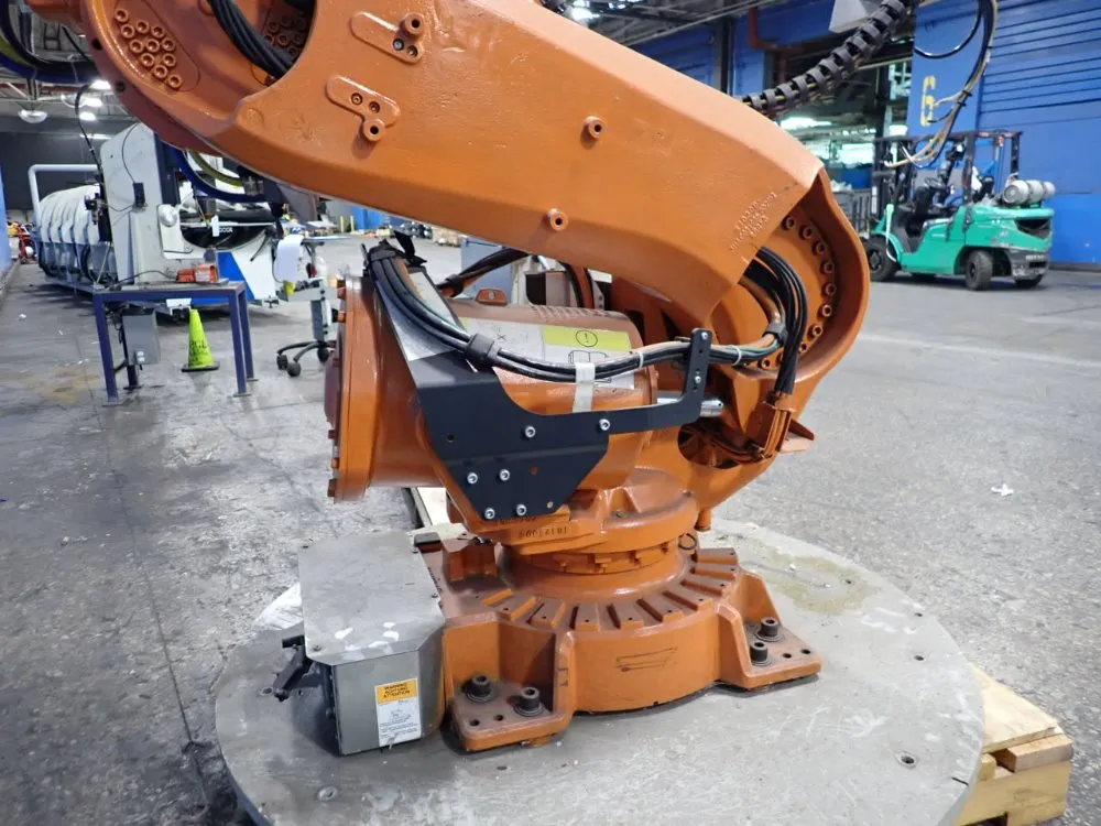 Abb Robot - Irb6640 M2004