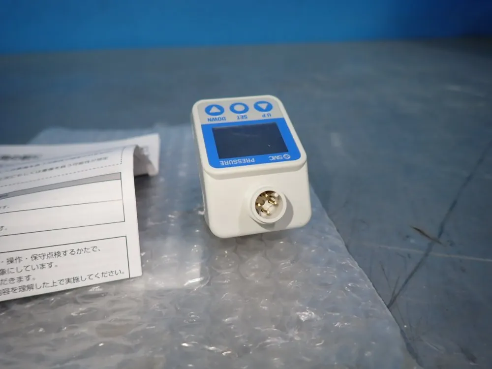 Smc Pressure Switch - Ise70-f02-l2