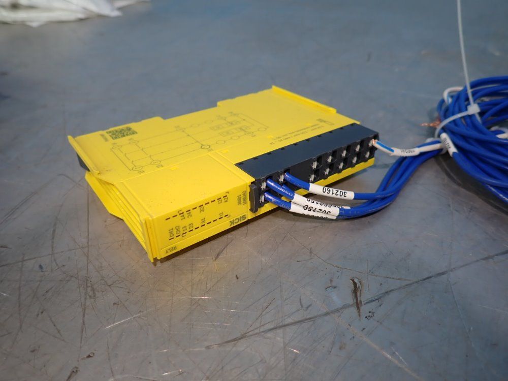 Sick Safety Relay - De-79183