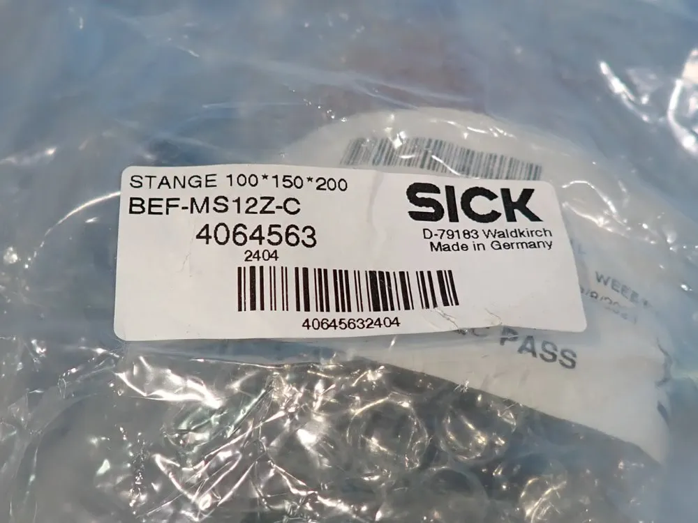 Brackets / Lens Covers