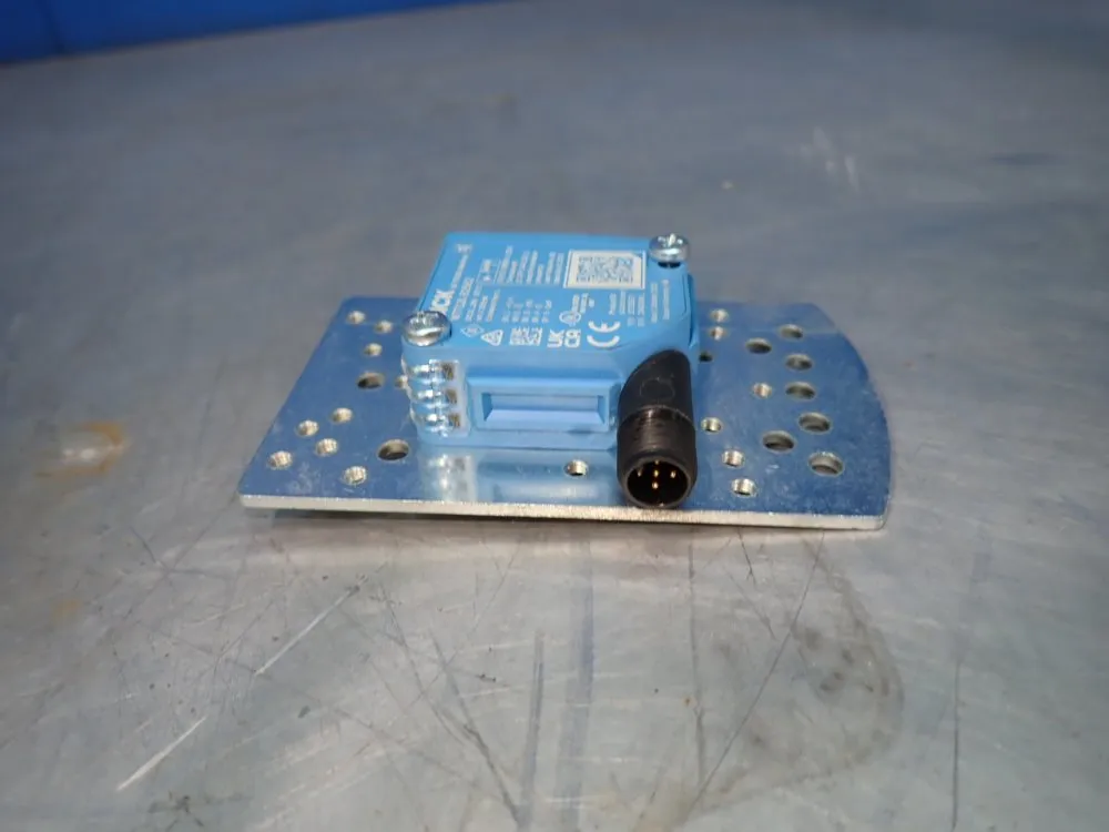 Sick Photoelectric Sensor - Wtt12l-b2562