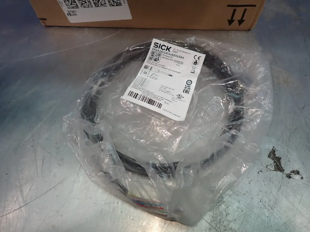 Sick Lot Of 31 Cables - Yf2a18-020ua5xleax