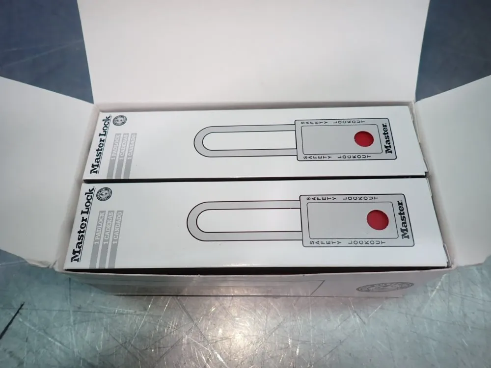 Master Lock Lot Of 6 Safety Padlocks - 411ltred