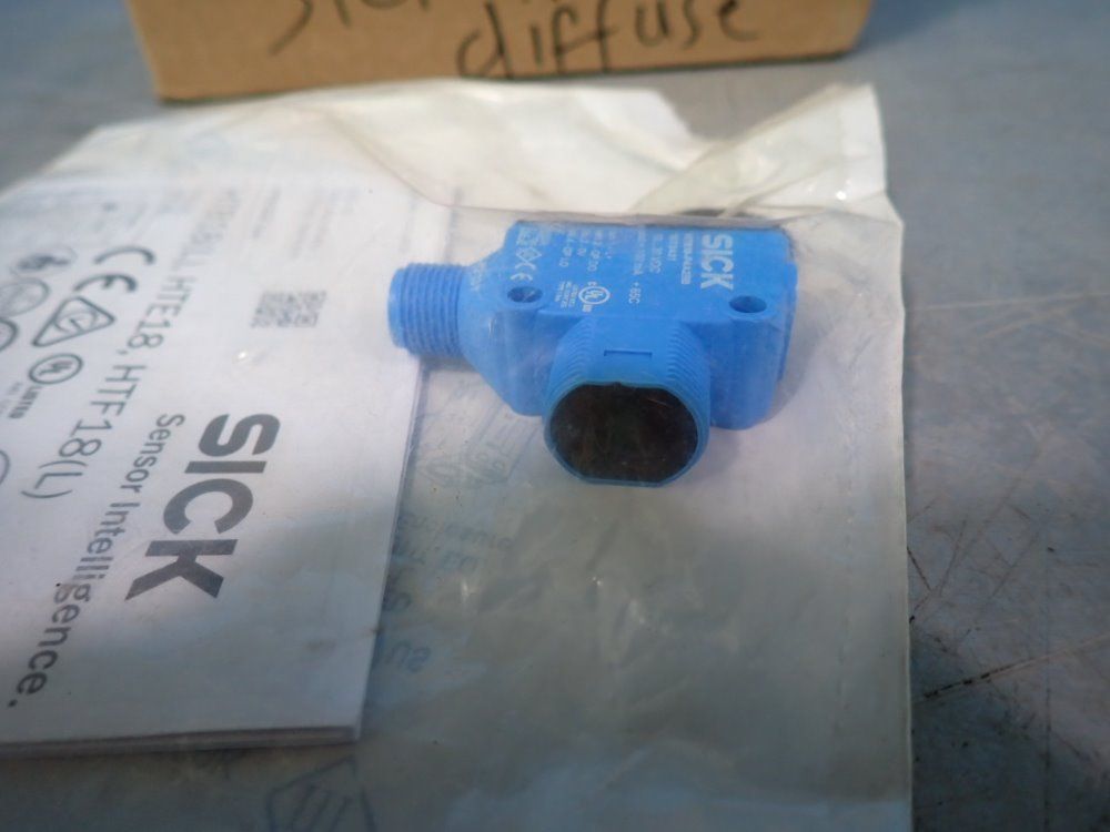 Sick Lot Of 8 Photoelectric Sensors - Htb18-p4a2bb