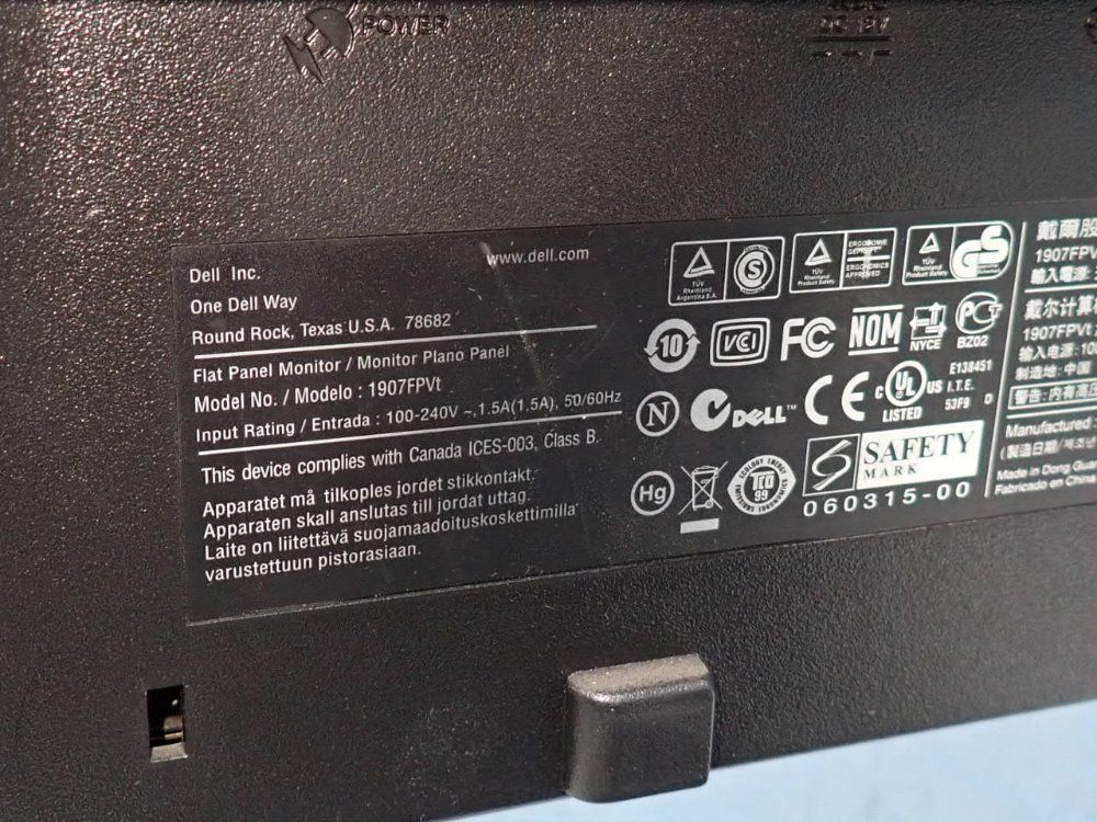 Dell 19" Monitor - 1907fpvt