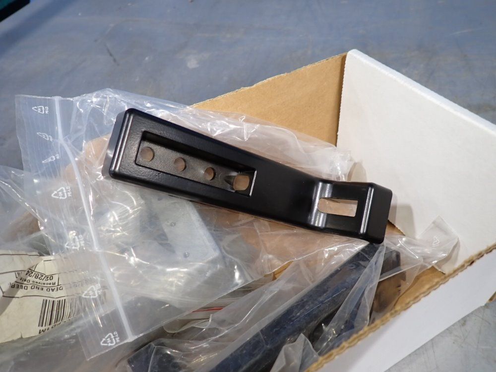Brackets / Outlet Box