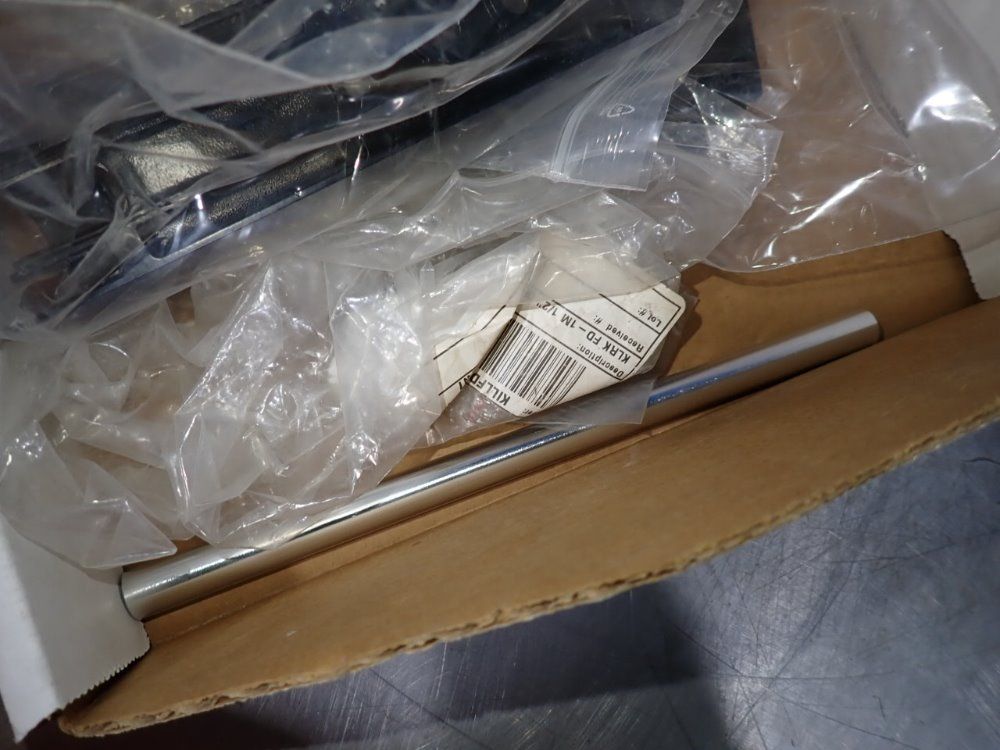 Brackets / Outlet Box