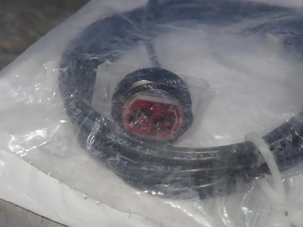 Sick Photoelectric Sensor - Zl1-p2477