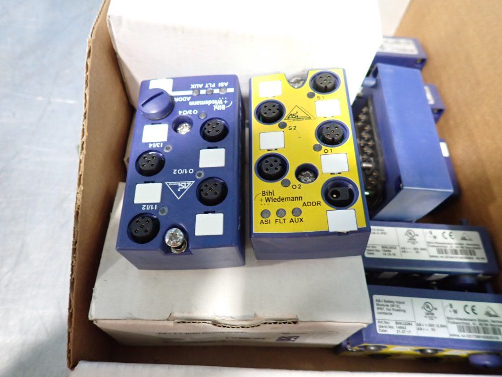 Bihl + Wiedemann Lot Of 13 Safety Input Modules - Bwu2715