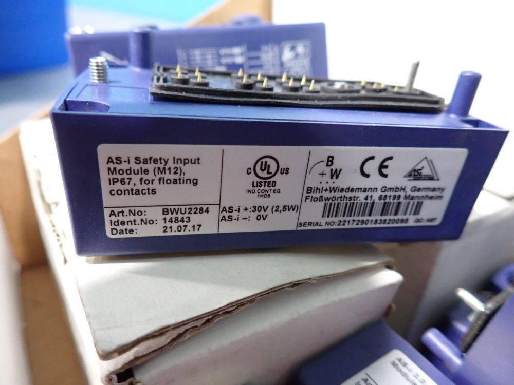 Bihl + Wiedemann Lot Of 13 Safety Input Modules - Bwu2715