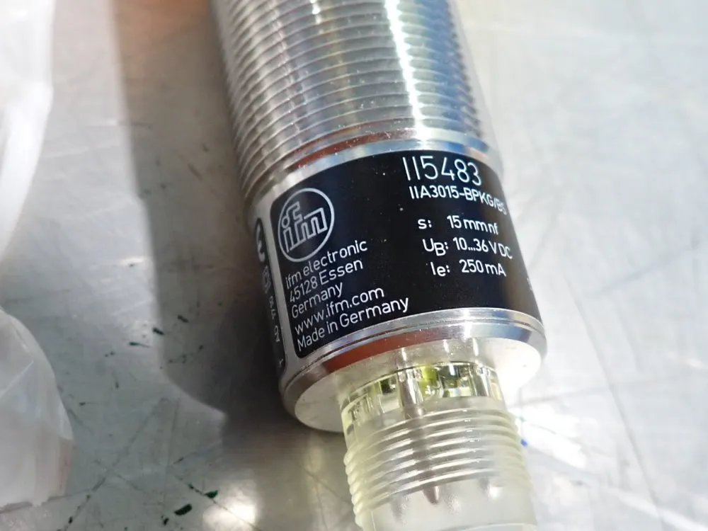 Ifm Lot Of 12 Inductive Sensors - Ii5483