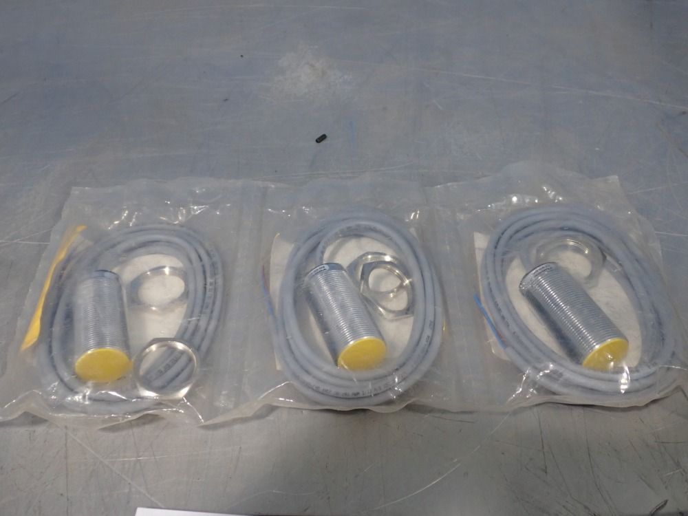 Turck Sensors, Qty: 3 - Bi10-m30-ad4x