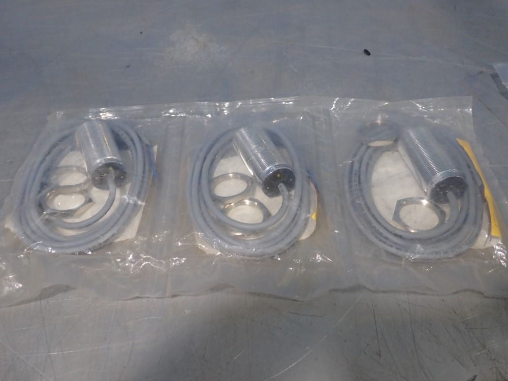 Turck Sensors, Qty: 3 - Bi10-m30-ad4x