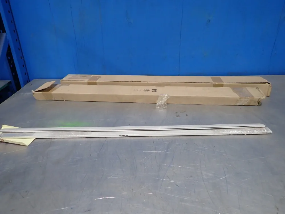 Allen-bradley Busbar Covers, Qty: 2 Boxes - 141a-bs5