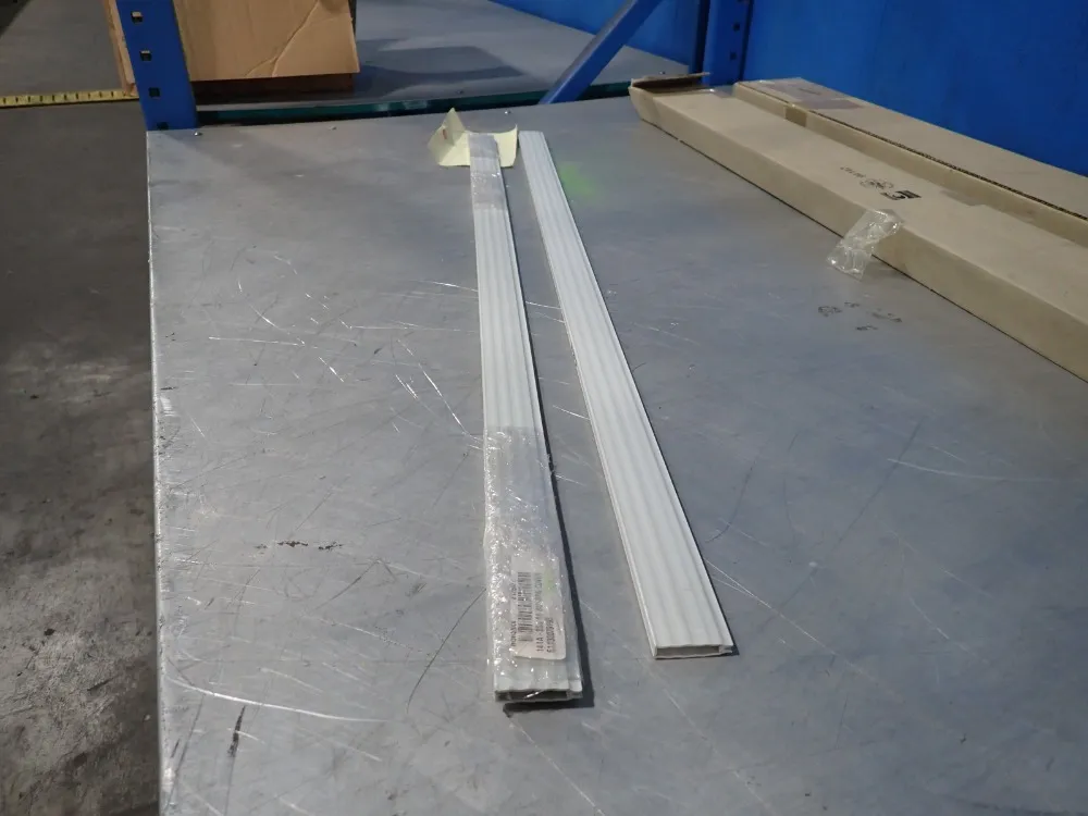 Allen-bradley Busbar Covers, Qty: 2 Boxes - 141a-bs5