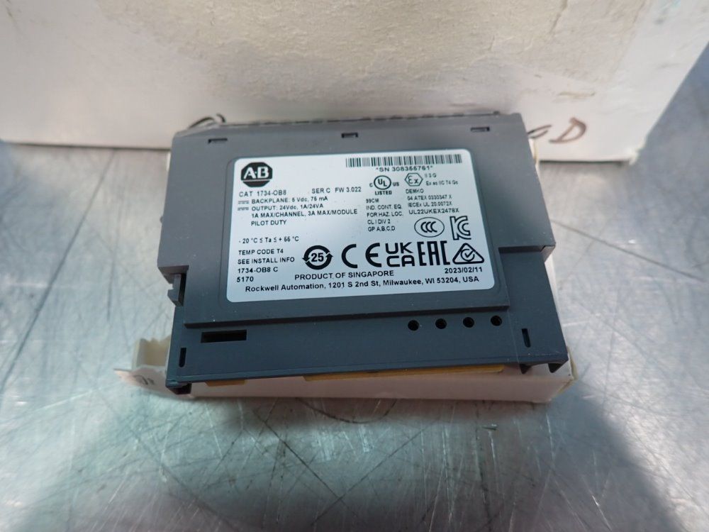 Allen Bradley Lot Of 10 8 Point Digital Output Modules - 1734-ob8