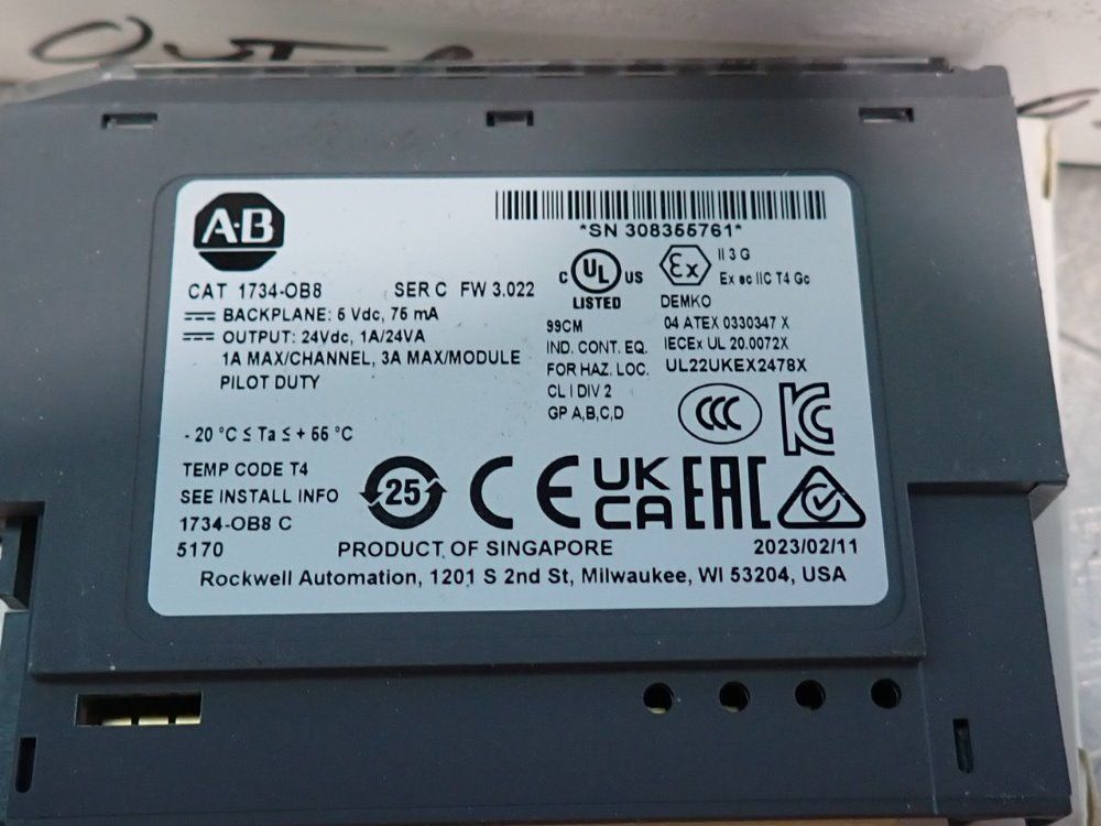 Allen Bradley Lot Of 10 8 Point Digital Output Modules - 1734-ob8