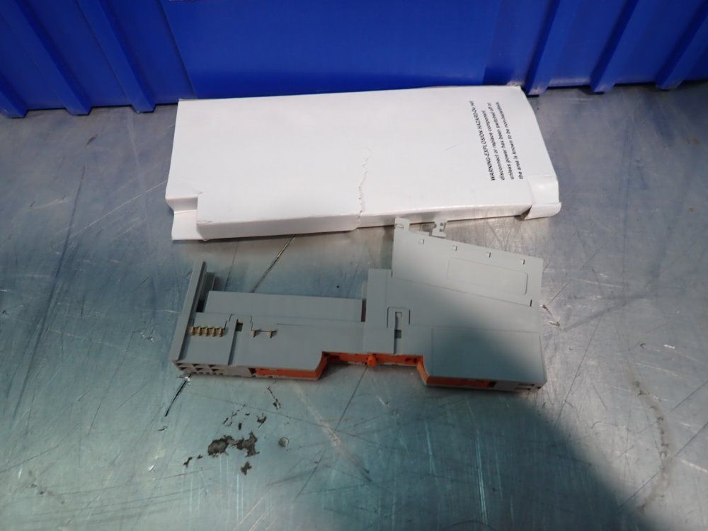 Allen Bradley Lot Of 16 I/o Mounting Bases - 1734-tbs