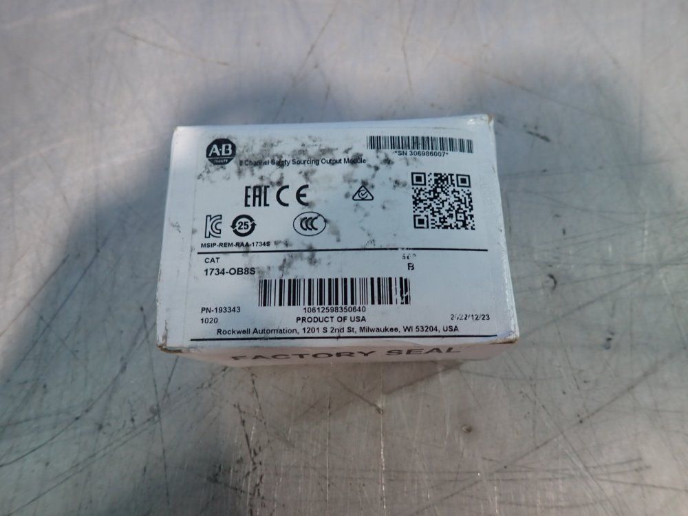 Allen Bradley Output Module - 1734-ob8s