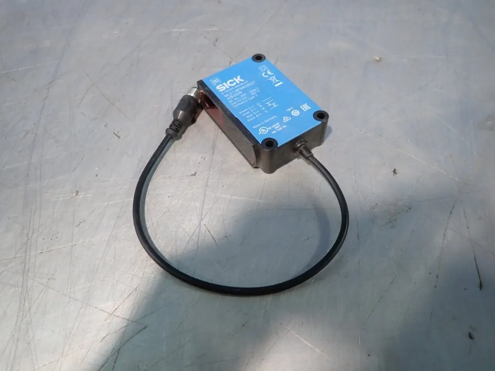 Sick Photoelectric Sensor - Wl27-3p3402s17