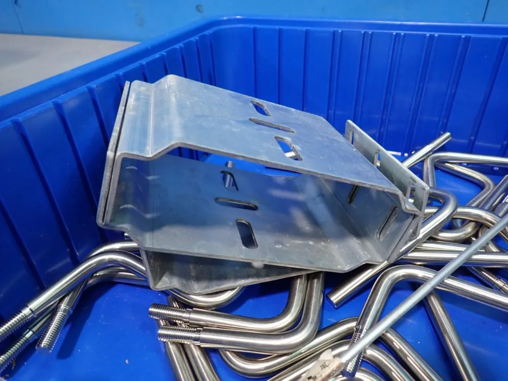 Brackets / Mounting Rods