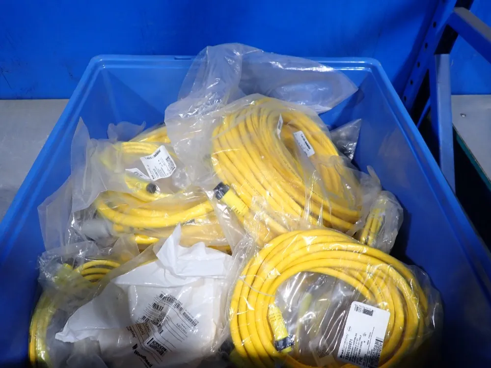 Molex Woodhead Cables, Qty: 10 - 1300100497, 1200661035