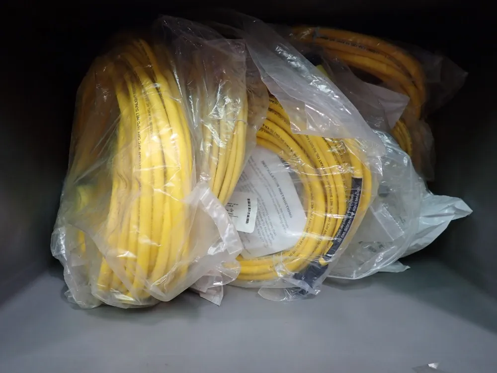 Molex Woodhead Cables, Qty: 14