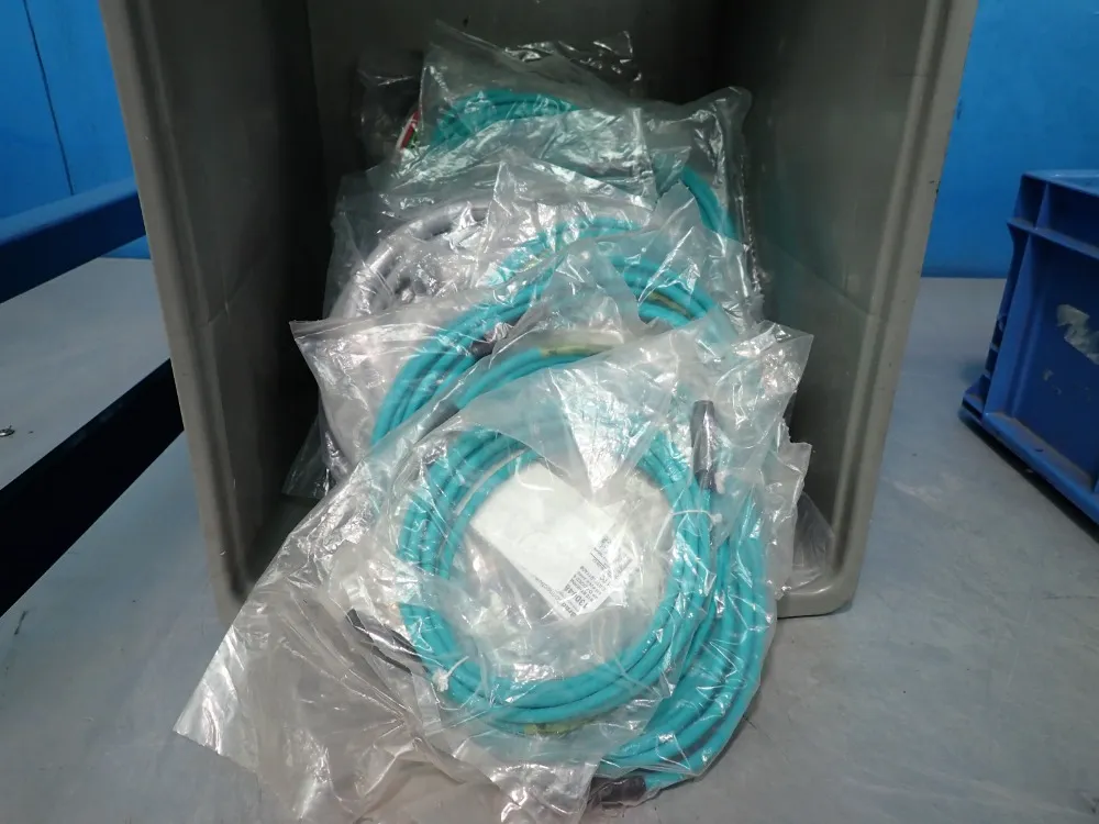 Molex Woodhead Cables, Qty: 16