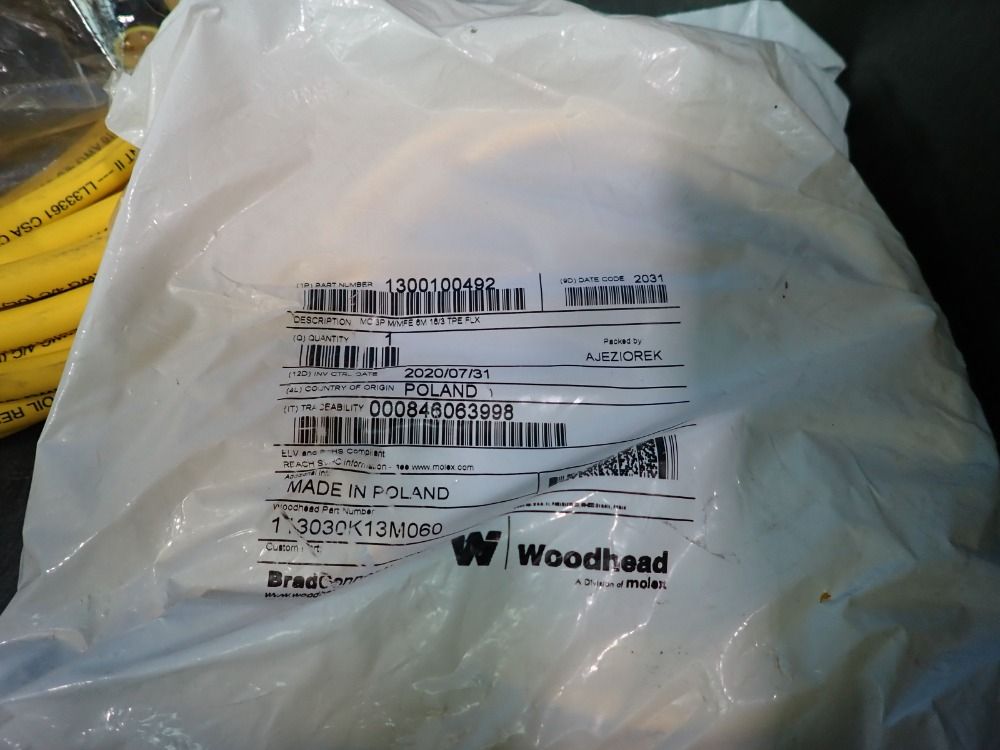 Molex Woodhead Cables, Qty: 9