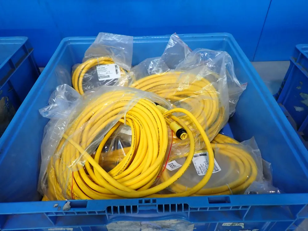 Molex Woodhead Cables, Qty: 10