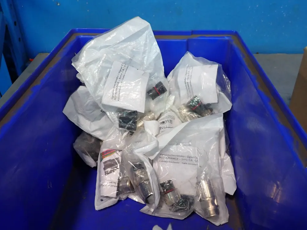 Phoenix Contact Device Connector, Qty: 39 - Ca-17p1n8a8008s