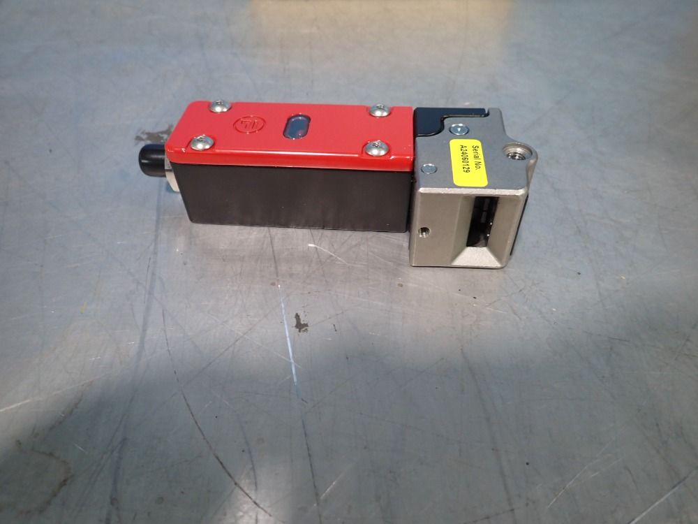 Fortress Switch - No4t6st401t03116d1gm