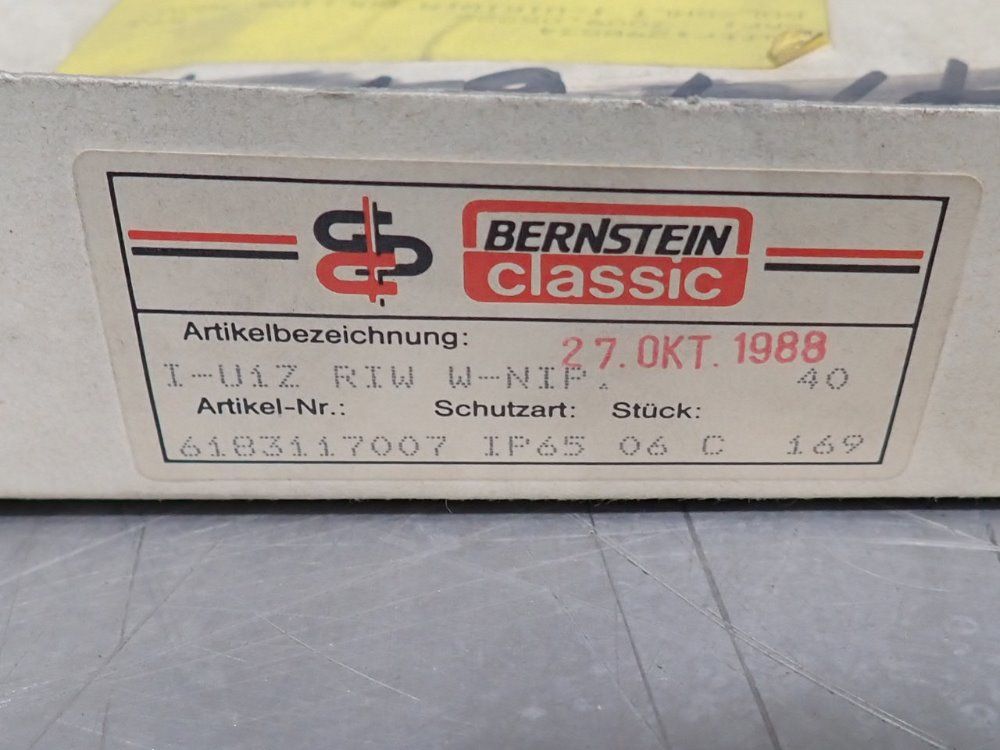 Bernstein Lot Of 3 Limit Switches - I-u1z Riw W-nip
